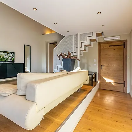 Διαμέρισμα Frames Relax La Morra