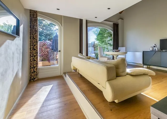 דירה Frames Relax *