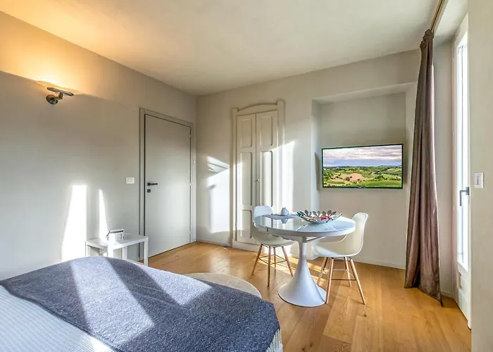 Frames Relax דירה *