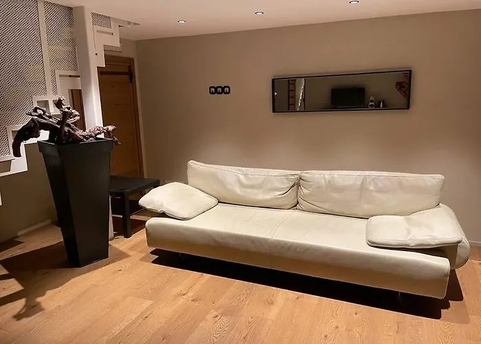 Frames Relax * לה מורה